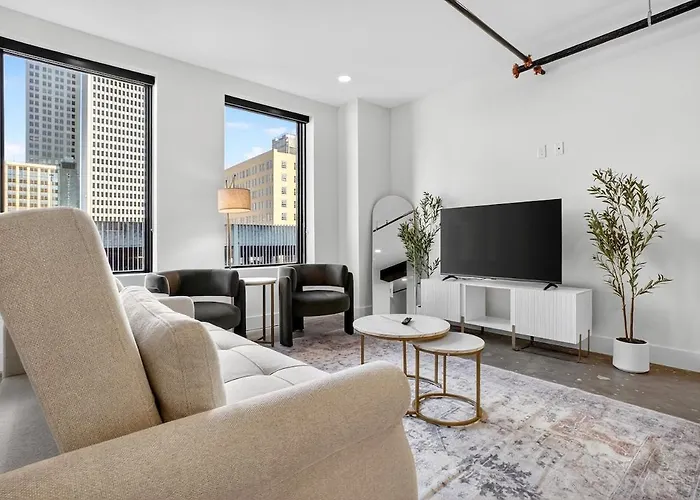 Bright Beacon Spacious 1br Tulsa
